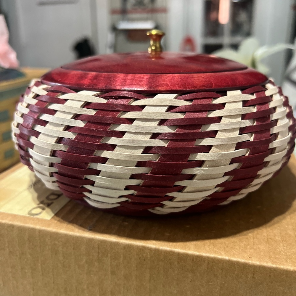 Basket/ Make Offer